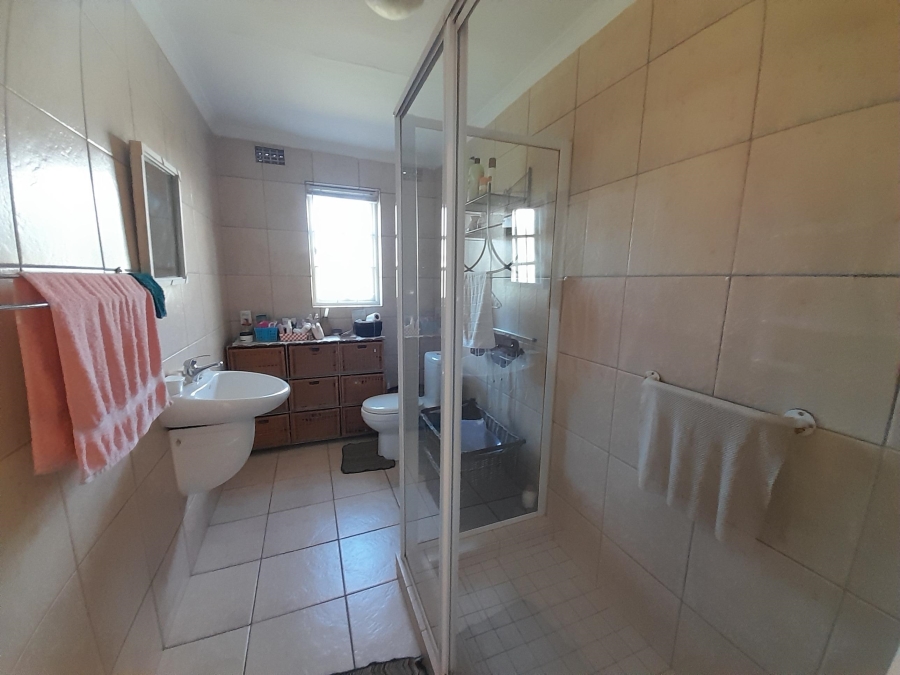 To Let 1 Bedroom Property for Rent in Thornton Western Cape